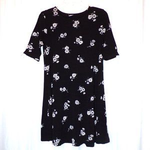 Old Navy Black Daisy Dress Womens size Small Floral Stretch Pullover 3/4 Sleeve